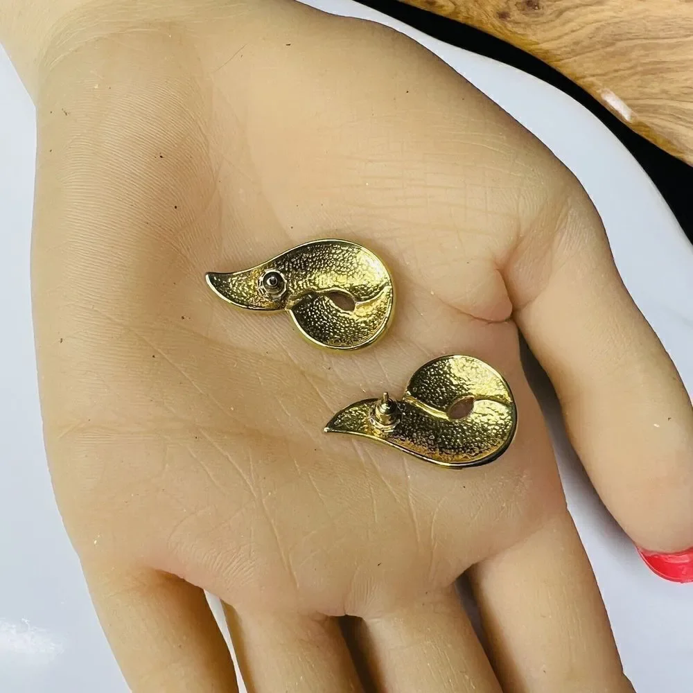 Vintage Enamel  Red Gold Tone Enamel Wave Pierced Earrings 90s Y2K